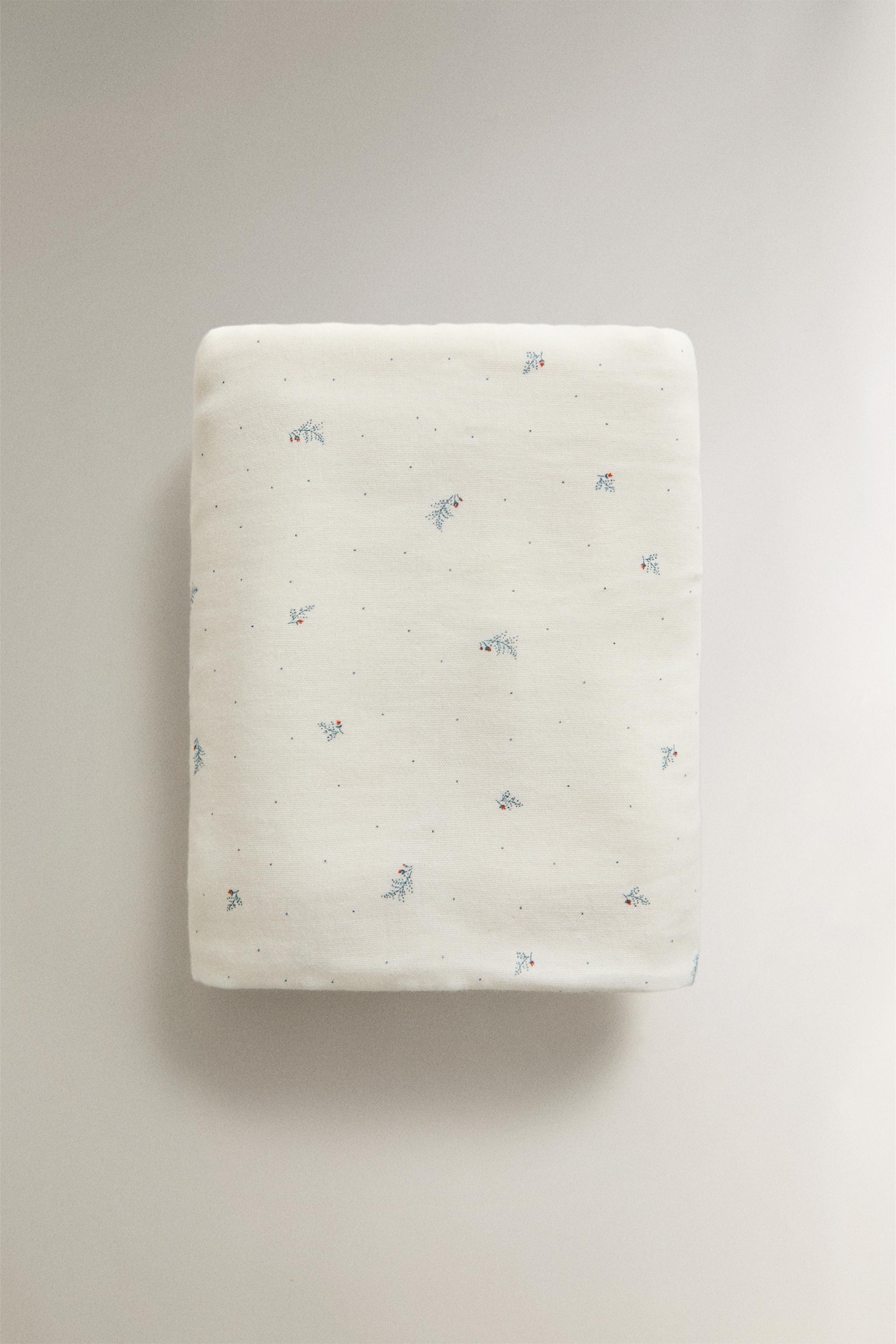 BABY FLORAL BATH TOWEL — Ecru (alternate view)