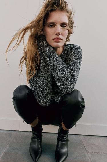 BOUCLÉ TOP — Black / White 1