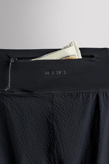 SHORT DE TRAIL - Noir de Zara - Image 5