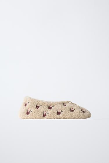 FLORAL SLIPPERS - Beige by Zara