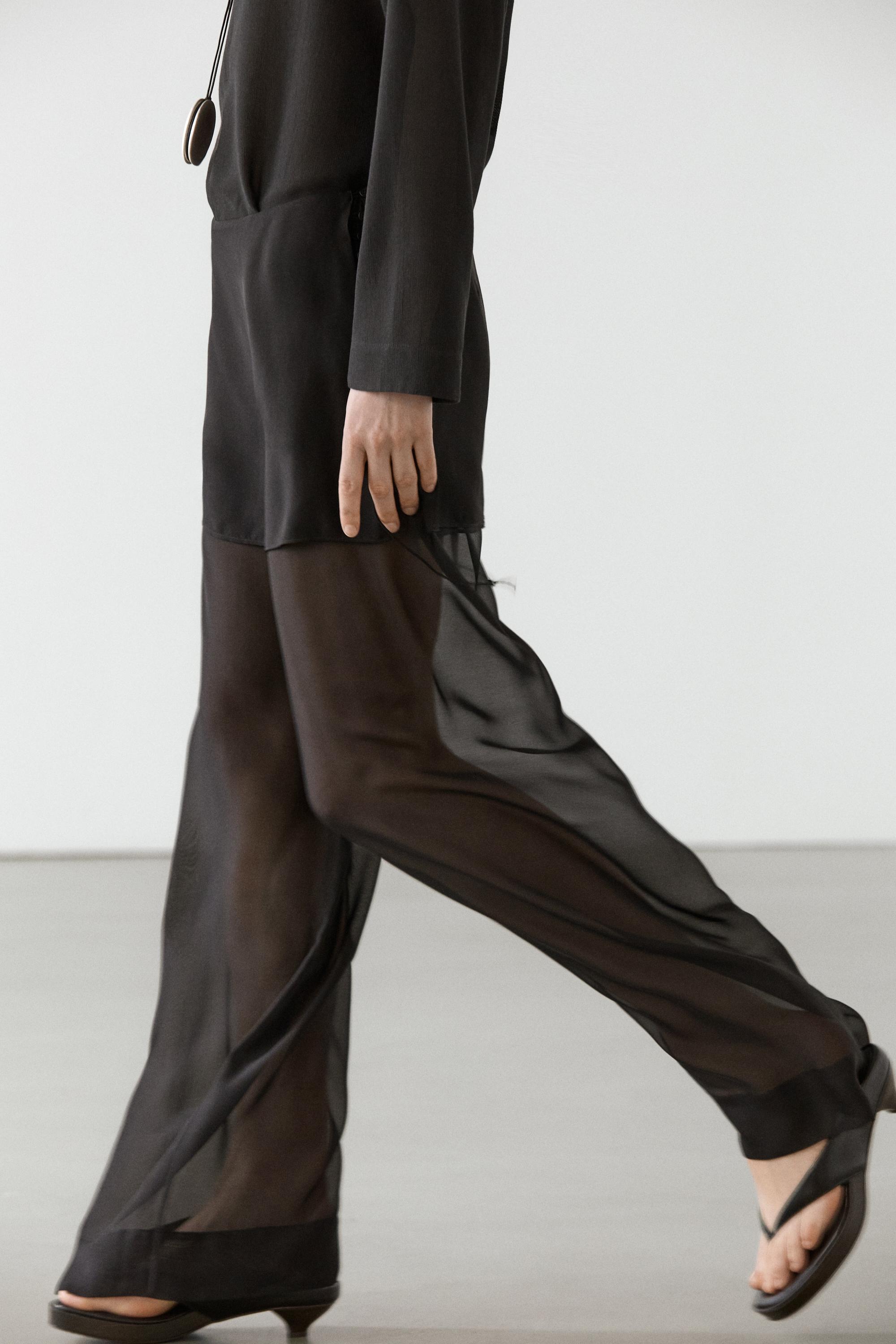 Flowing contrast silk pants