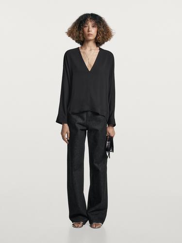 Zara Flowing blouse with V-neckline - Black
