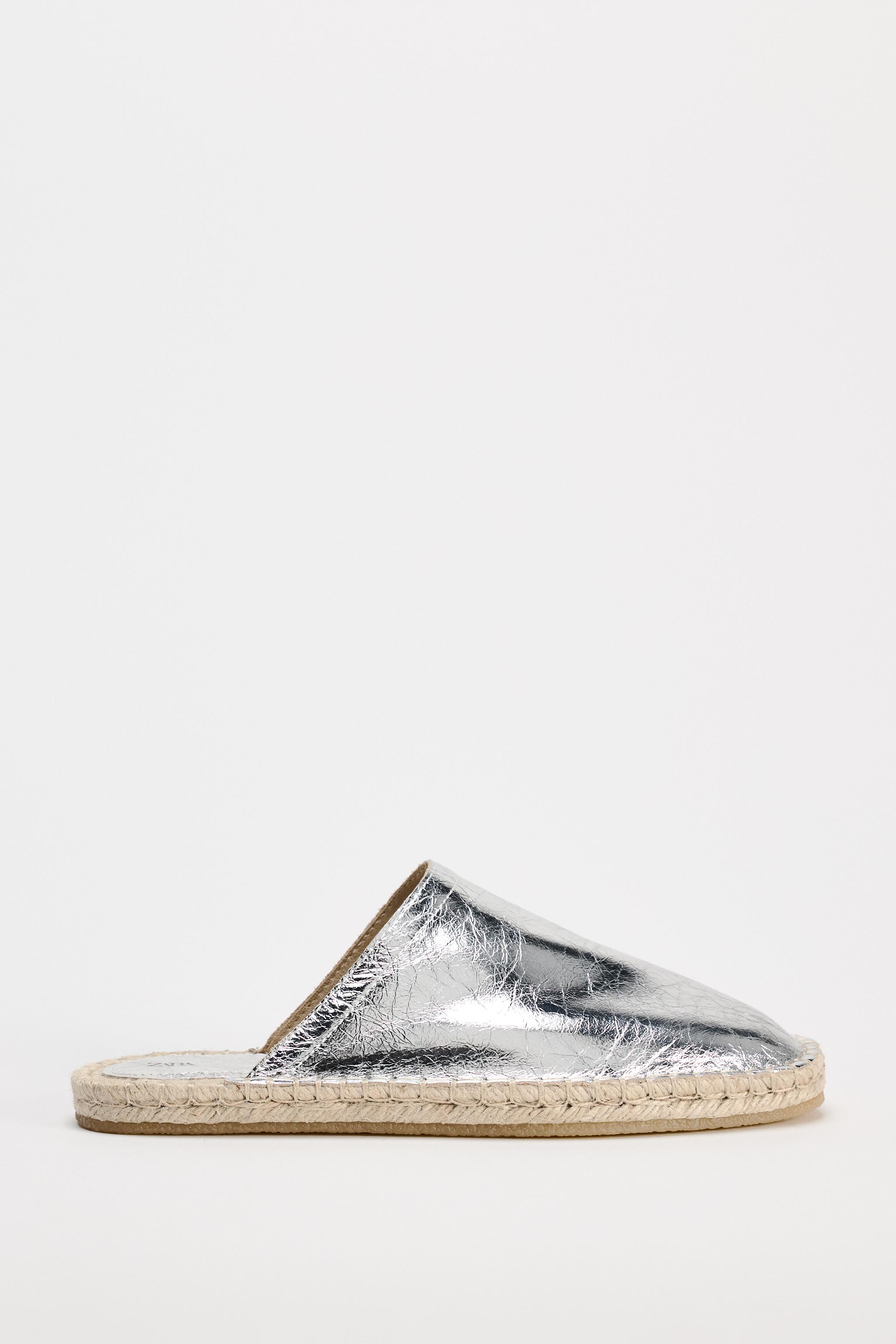 ESPADRILLES AUS LEDER MIT OFFENER FERSE