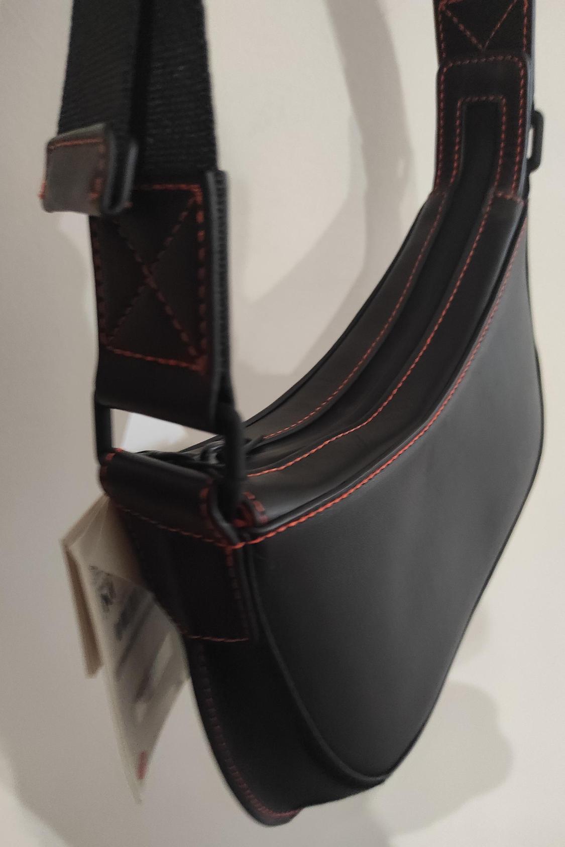 PURPLE® LEATHER SHOULDER BAG - Image 2