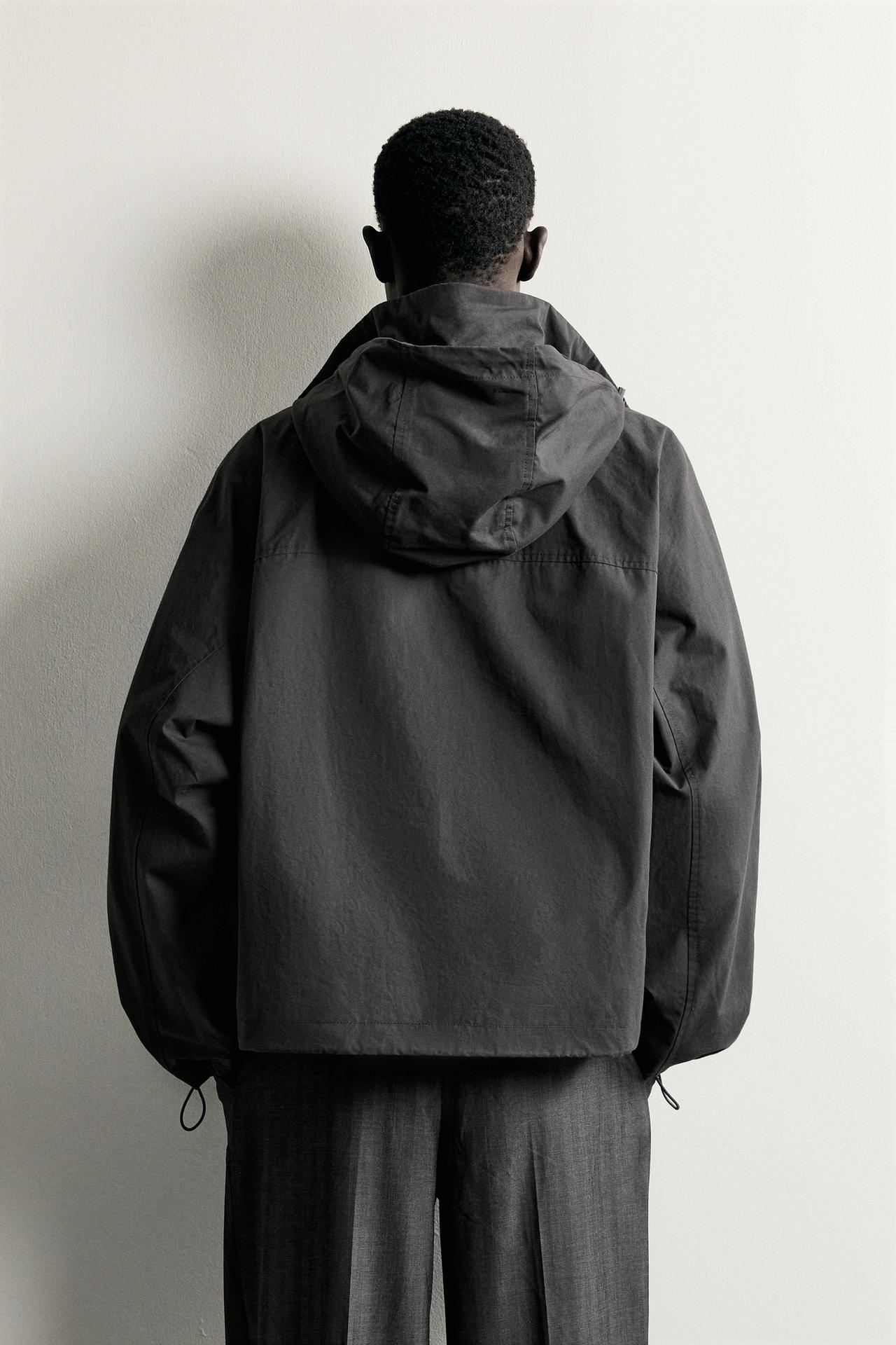 CROPPED TECHNICAL HOODIE JACKET — Black