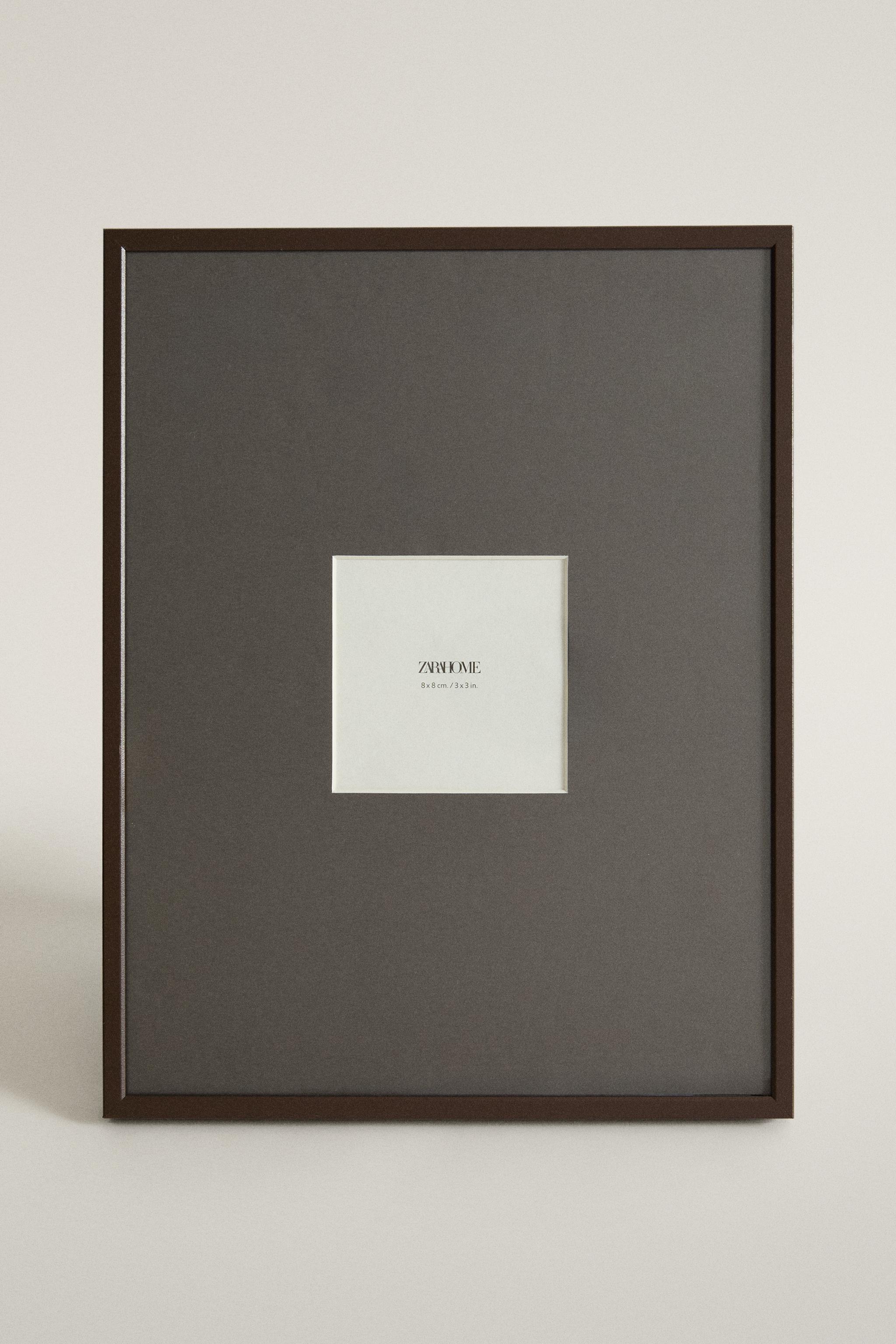 METAL PICTURE FRAME WITH MAT