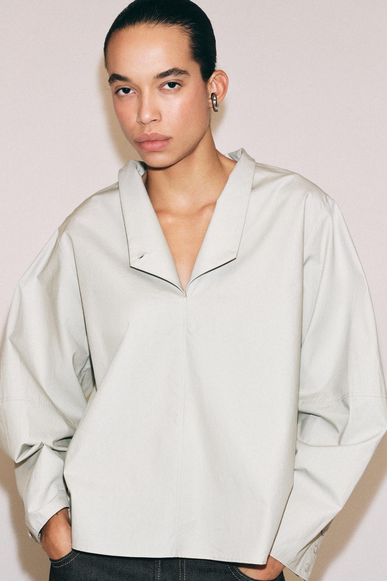ZW COLLECTION V-NECK SHIRT — Stone