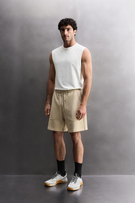 HEAVYWEIGHT TANK TOP