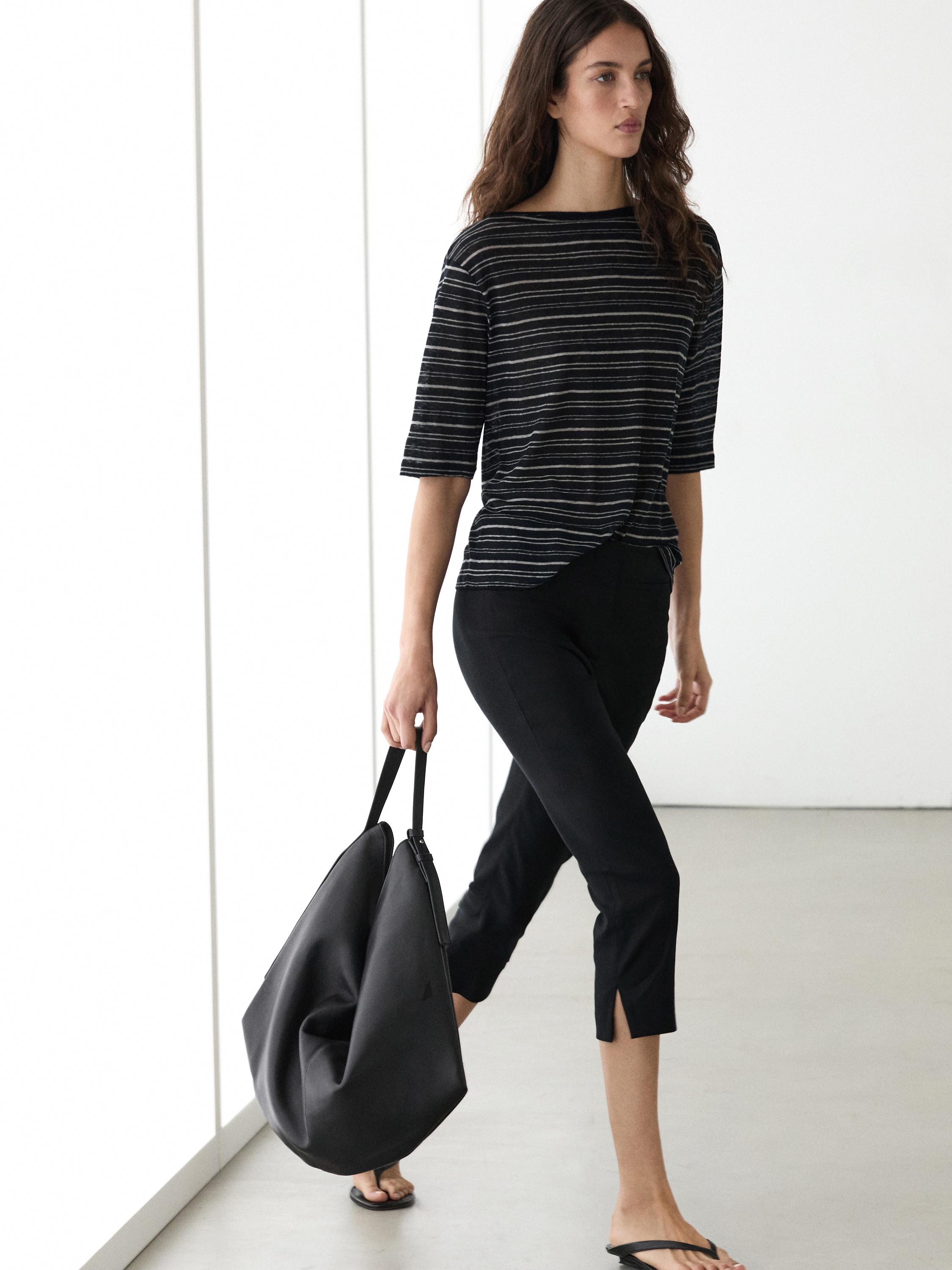 Striped linen 3/4 sleeve knit T-shirt