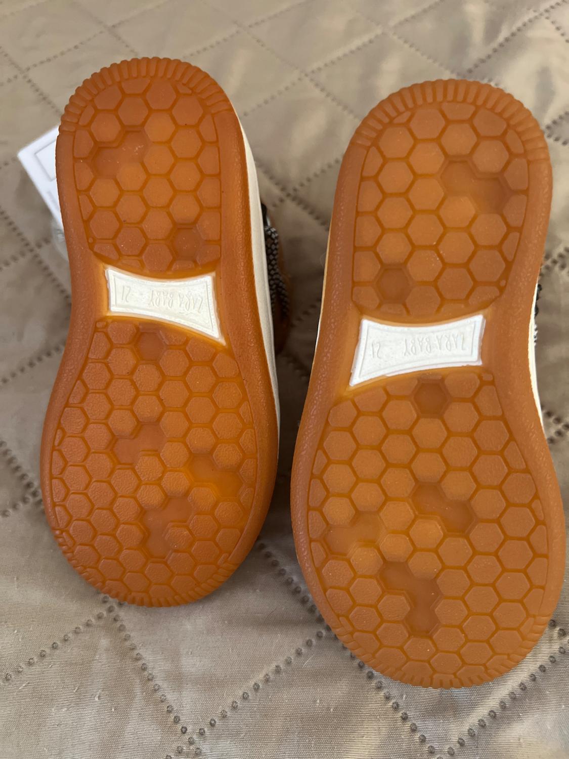 BABY/ CONTRASTING HIGH TOPS - Image 4