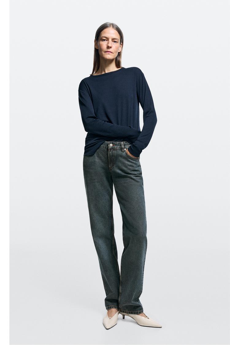 Low-rise straight-leg jeans — 470