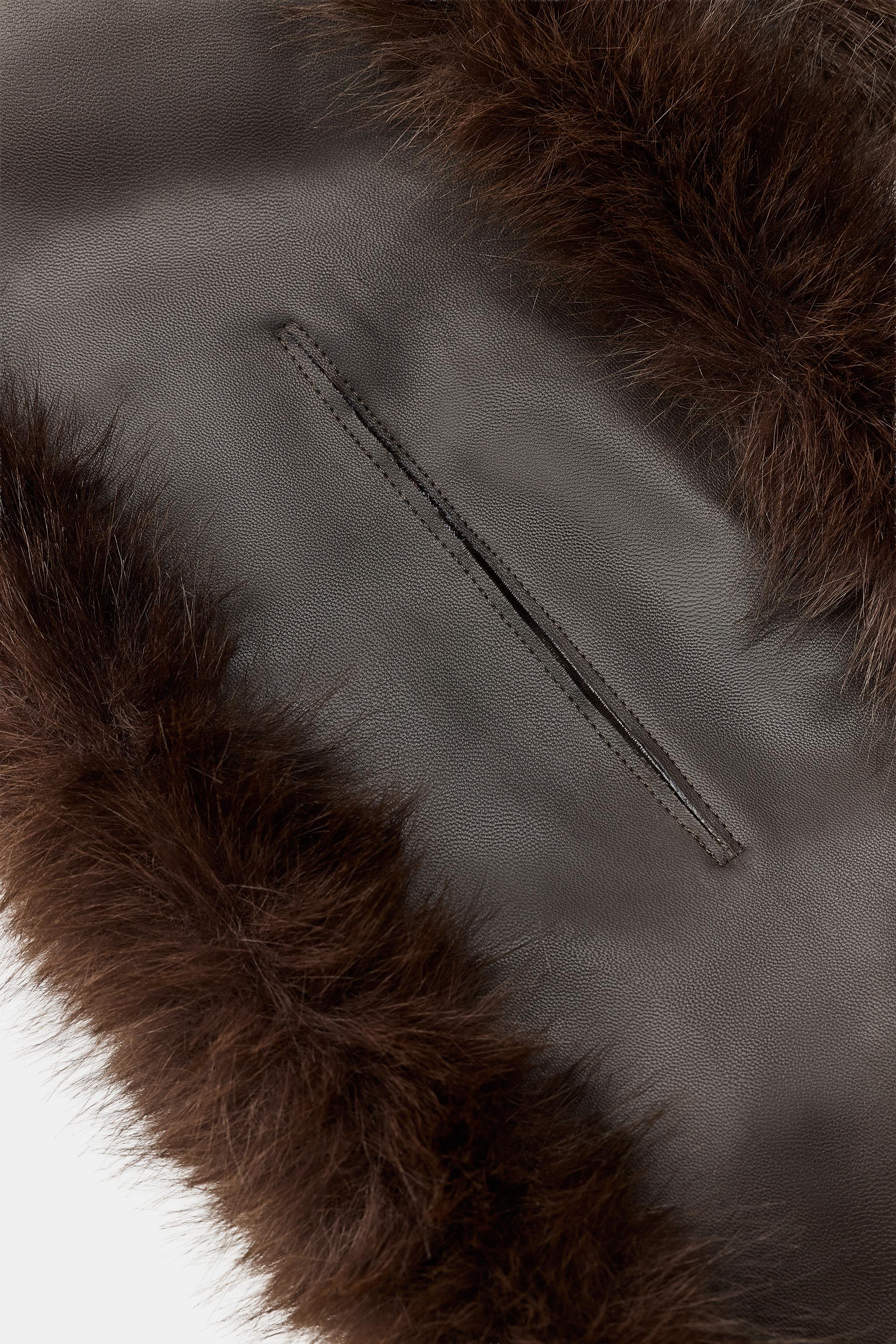 REVERSIBLE FAUX LEATHER AND FAUX FUR SCARF