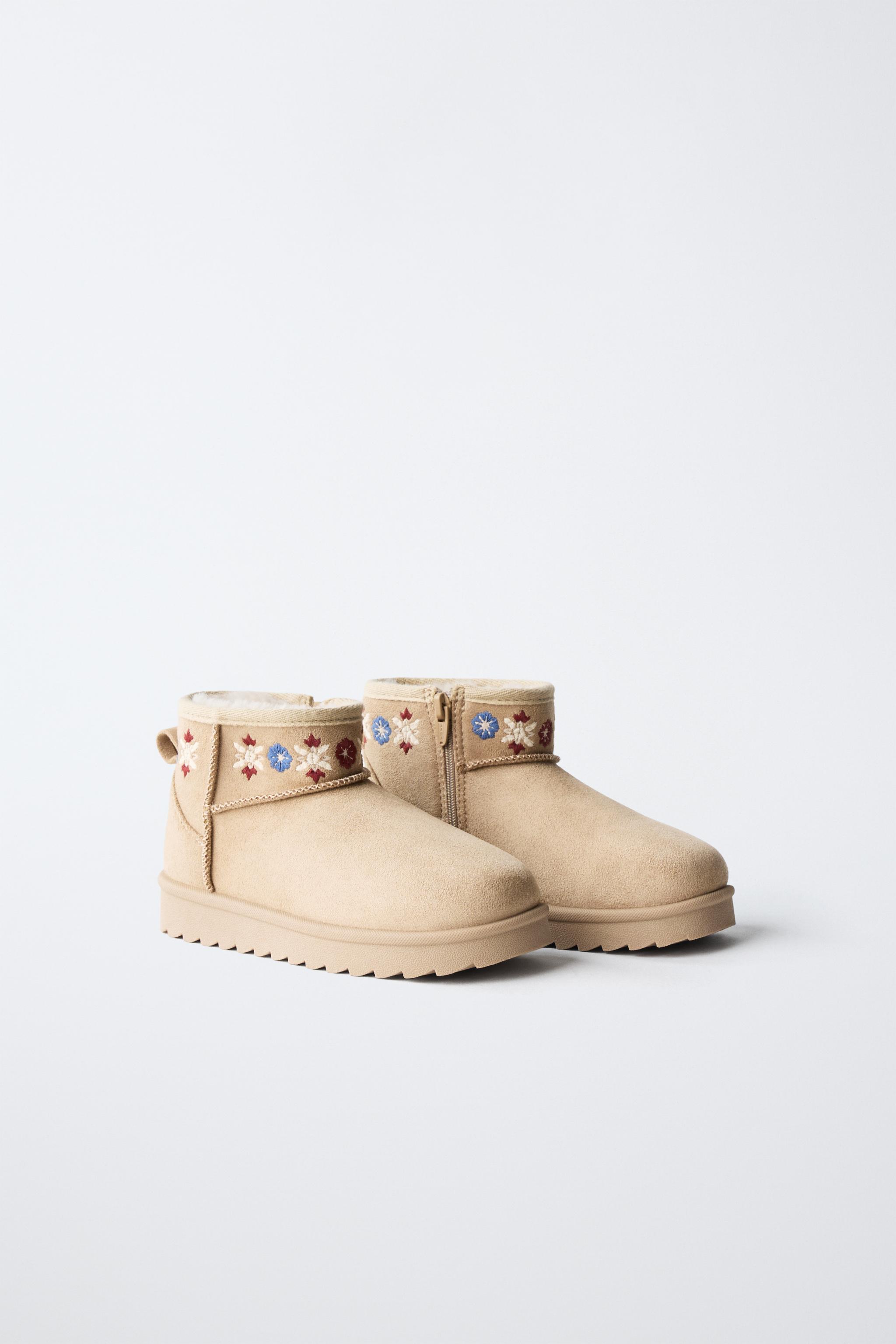 BOTTINES DOUBLÉES BRODÉES