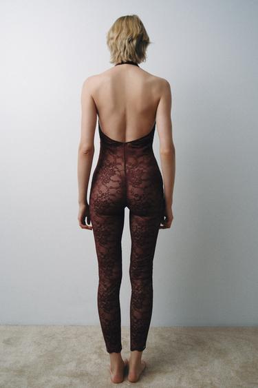 COMBINAISON HALTER EN DENTELLE - Marron foncé de Zara - Image 2
