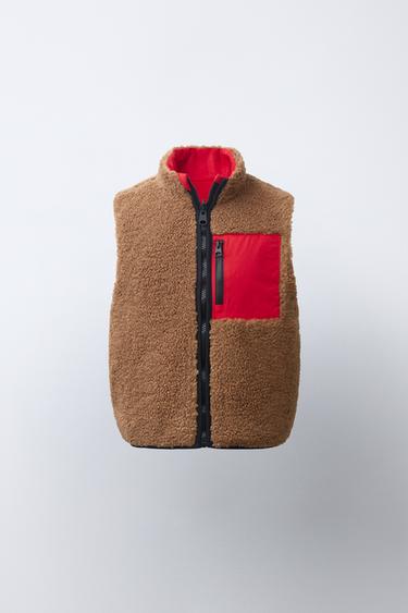 GILET SANS MANCHES RÉVERSIBLE EFFET MOUTON - Marron clair de Zara