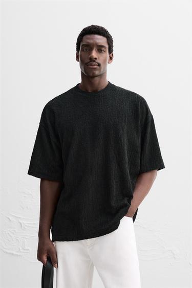 TEXTURED RELAXED FIT SWEATSHIRT - Black by Zara