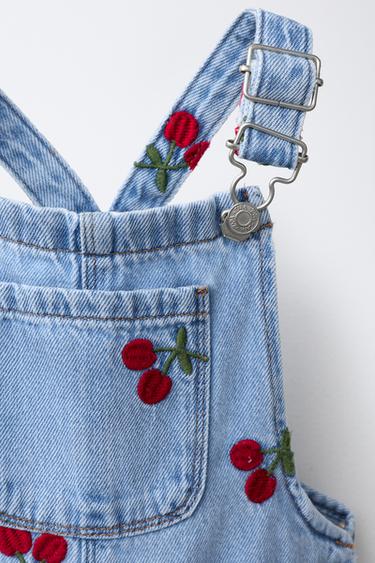 SALOPETTE EN JEAN LONGUE À CERISES BRODÉES - Bleu de Zara - Image 2