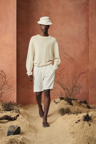 RELAXED FIT VISCOSE/LINEN BERMUDA SHORTS - White by Zara