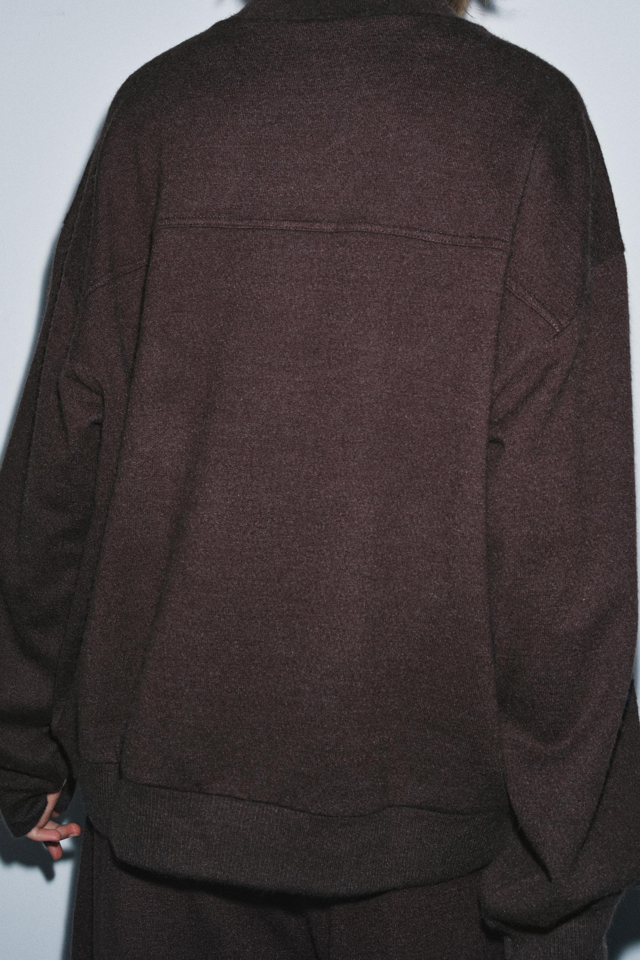 SOFT LONG SLEEVE SWEATSHIRT