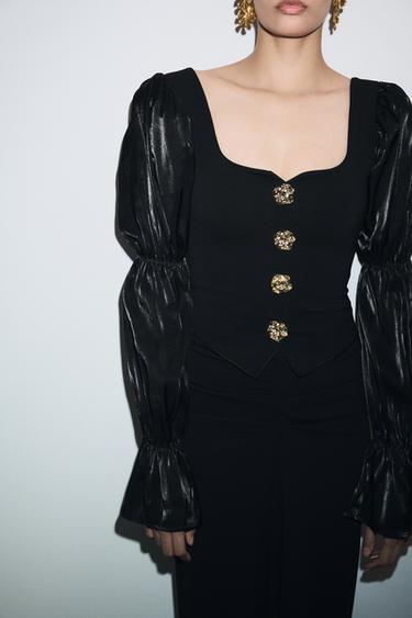 STRETCH TOP WITH MATCHING BUTTONS - Black by Zara