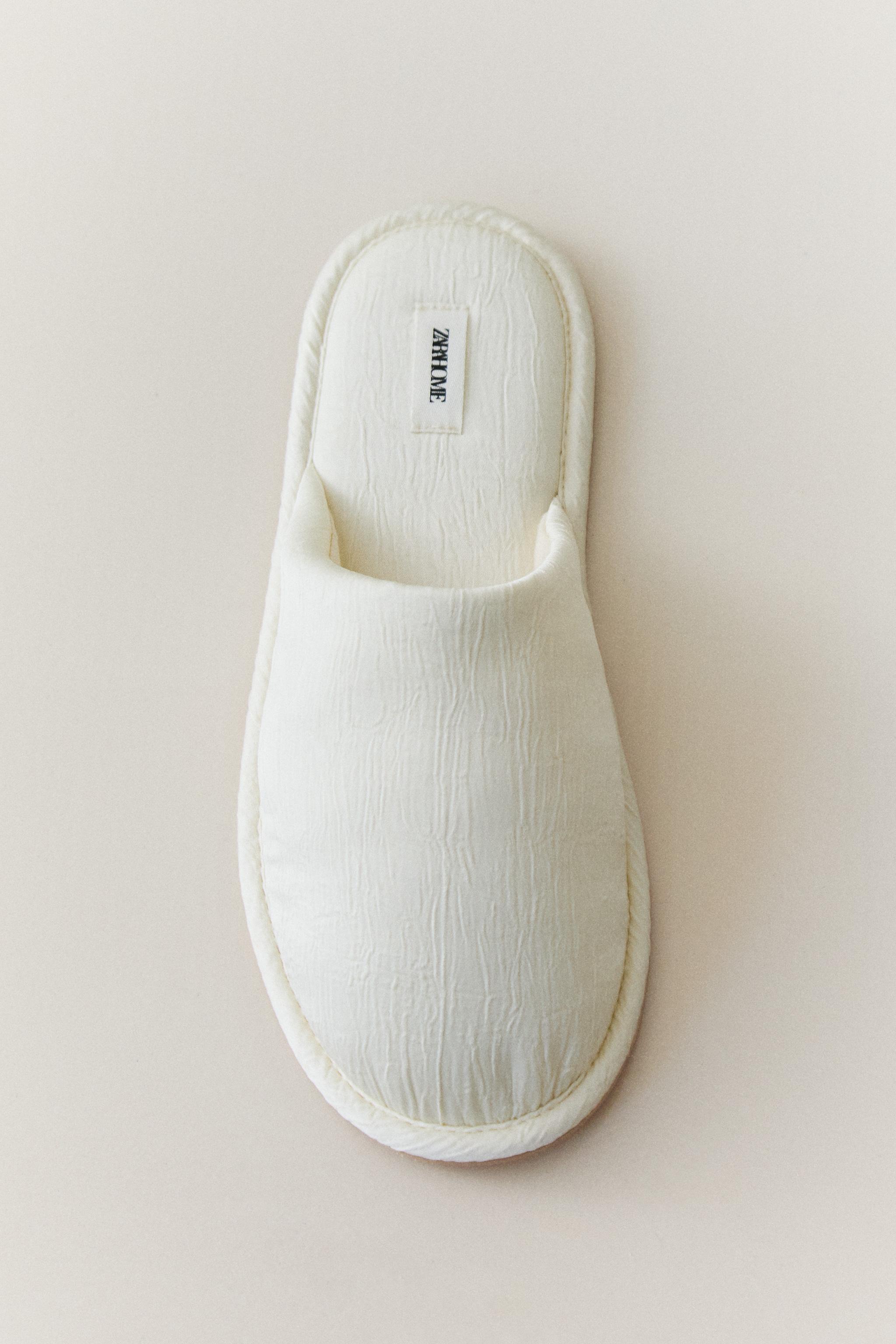 TEXTURED FABRIC SLIPPERS — Beige