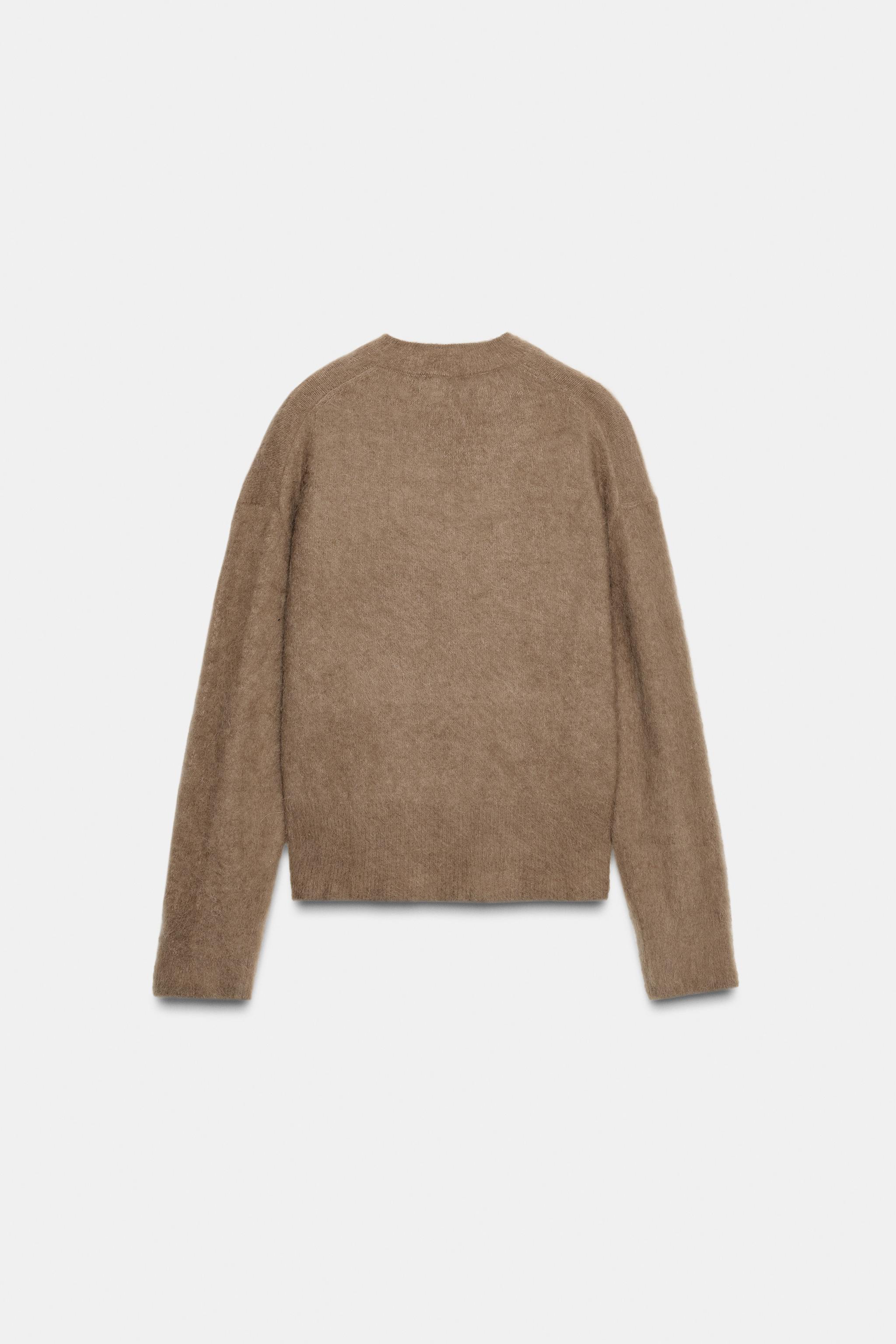 BRUSHED EFFECT KNIT SWEATER