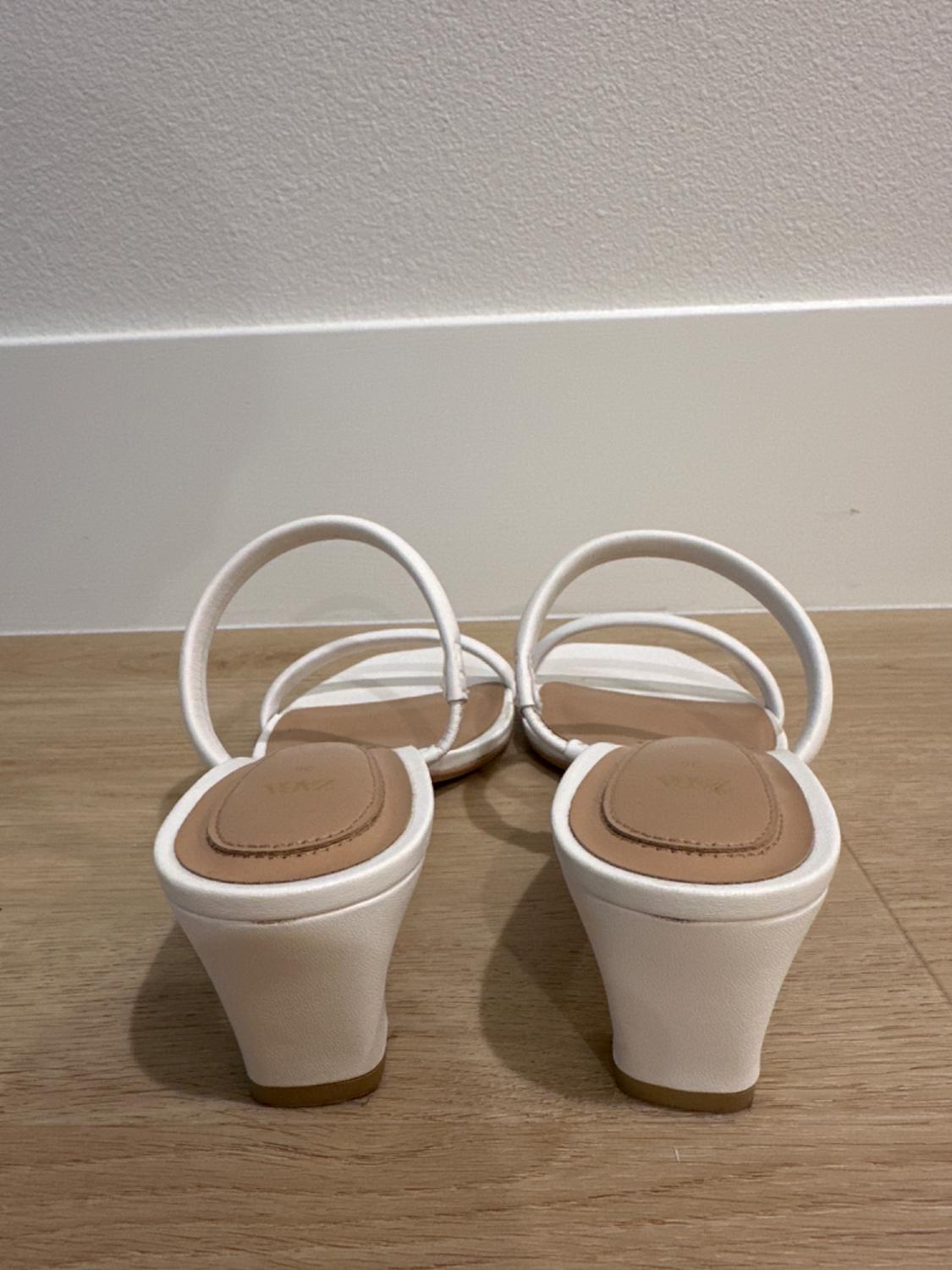 WHITE LEATHER MULES - Image 3