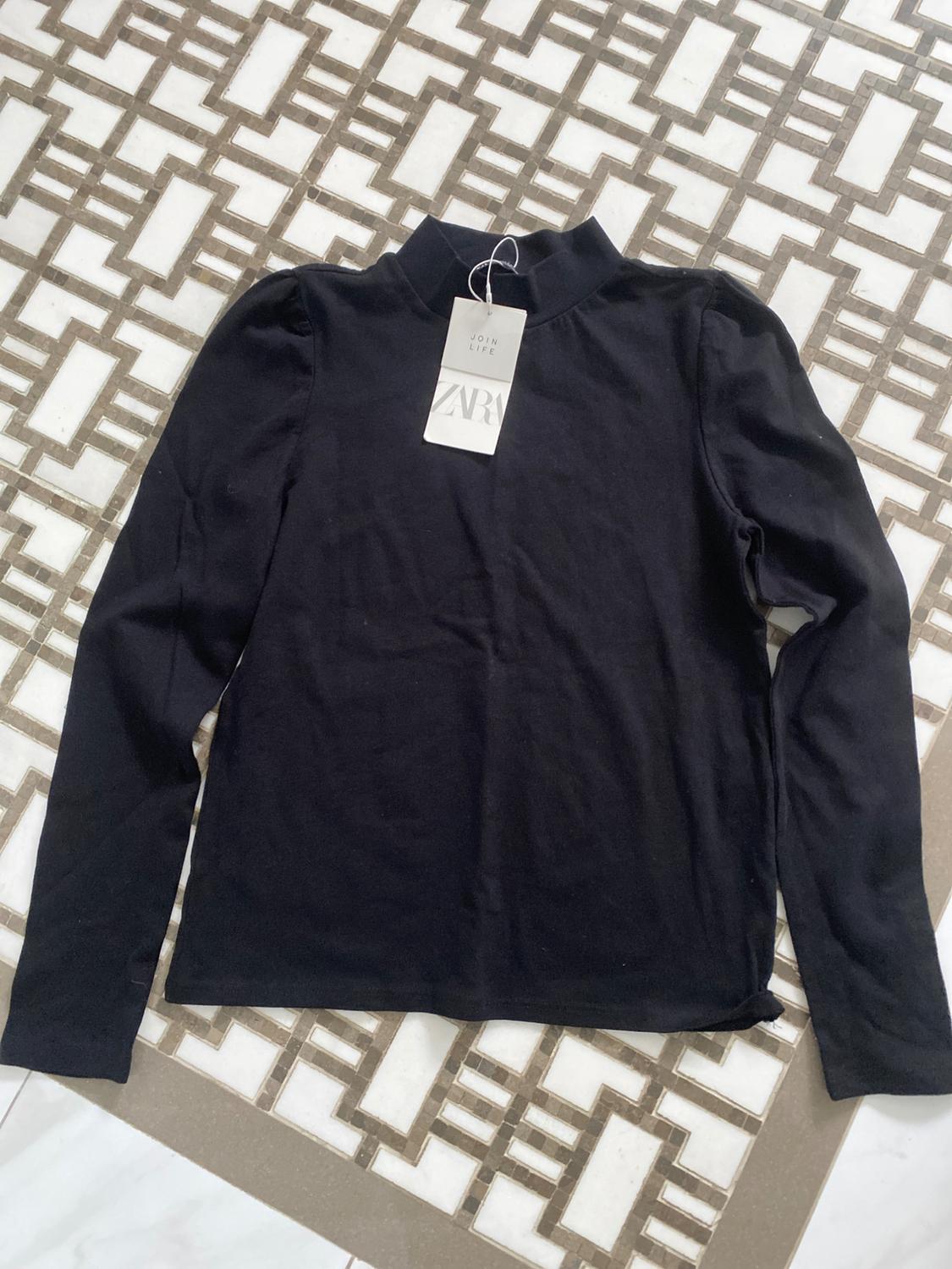 GATHERED LONG SLEEVE TOP