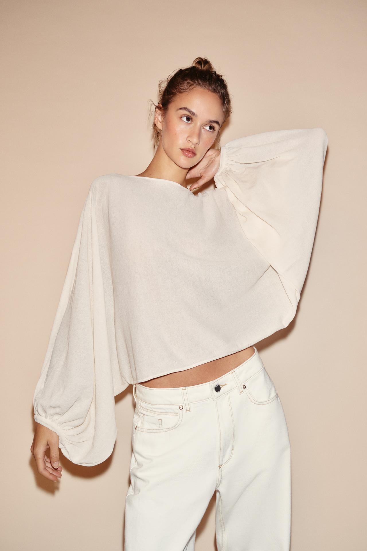 VOLUME SLEEVE SWEATER — Mid-ecru