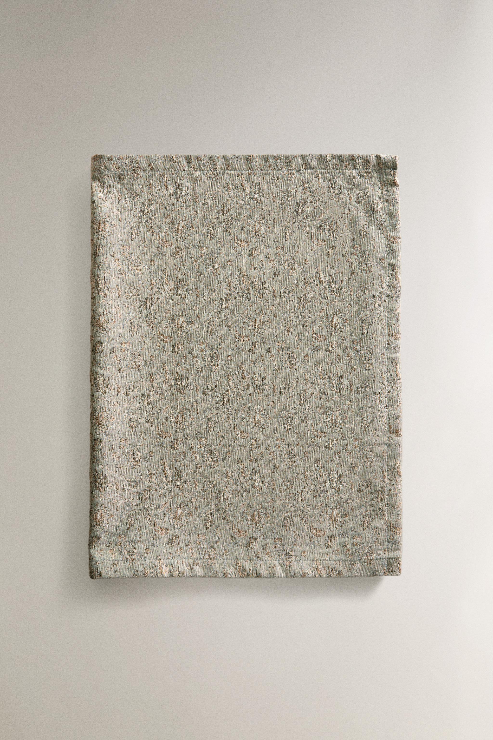 CHEMIN DE TABLE JACQUARD FLEUR