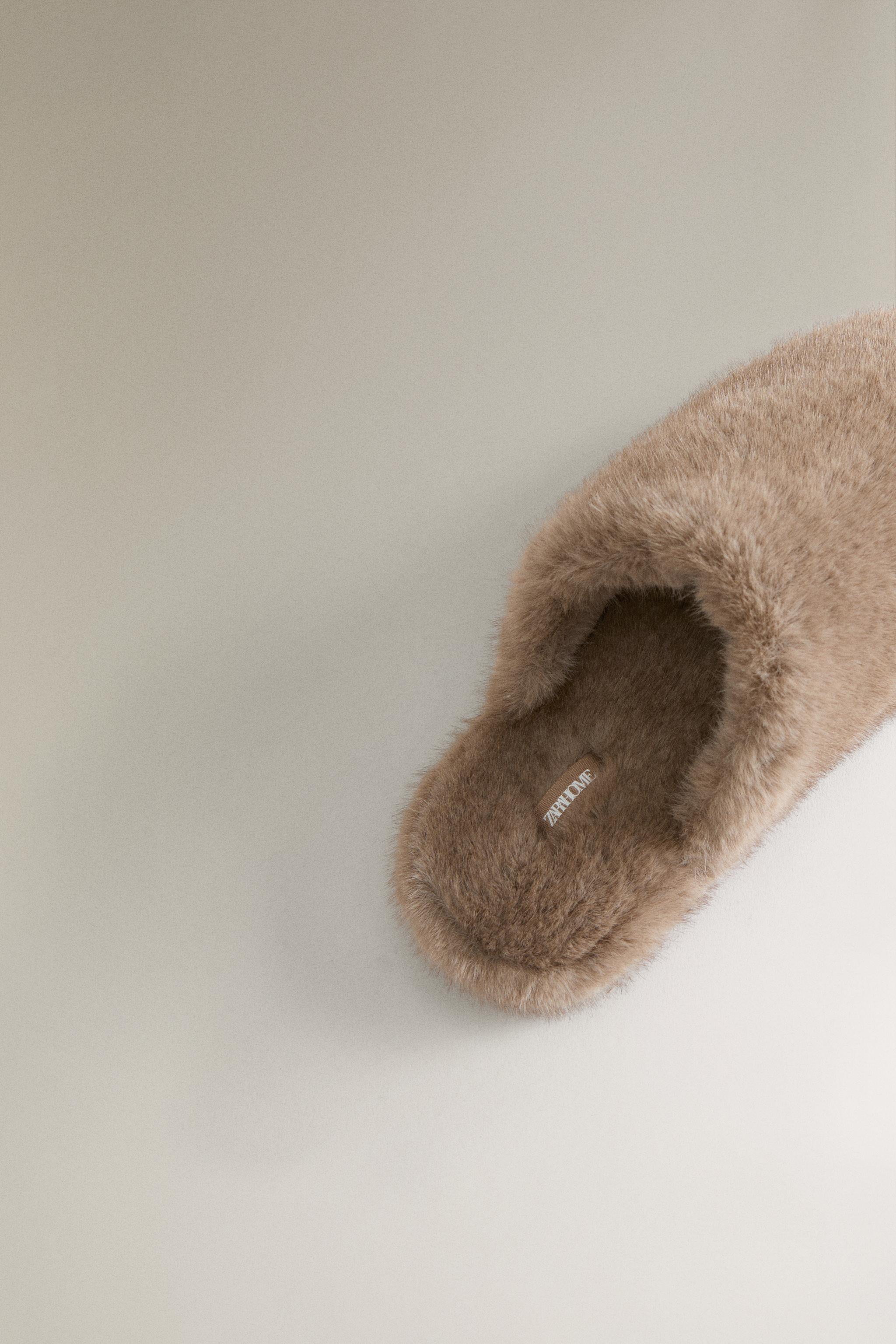 FAUX FUR MULE SLIPPERS