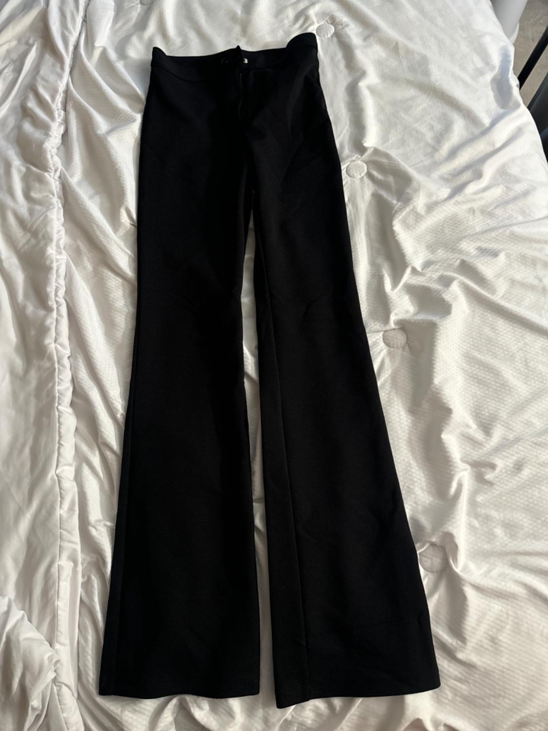 PANTALÓN FLARE