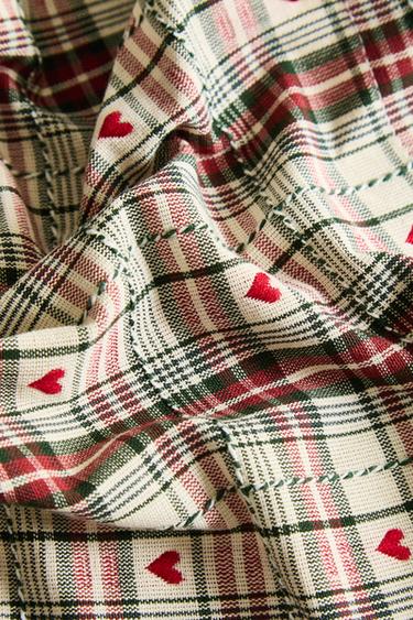 DYED THREAD CHRISTMAS HEART PLACEMAT (PACK OF 2) - Red by Zara - Image 3