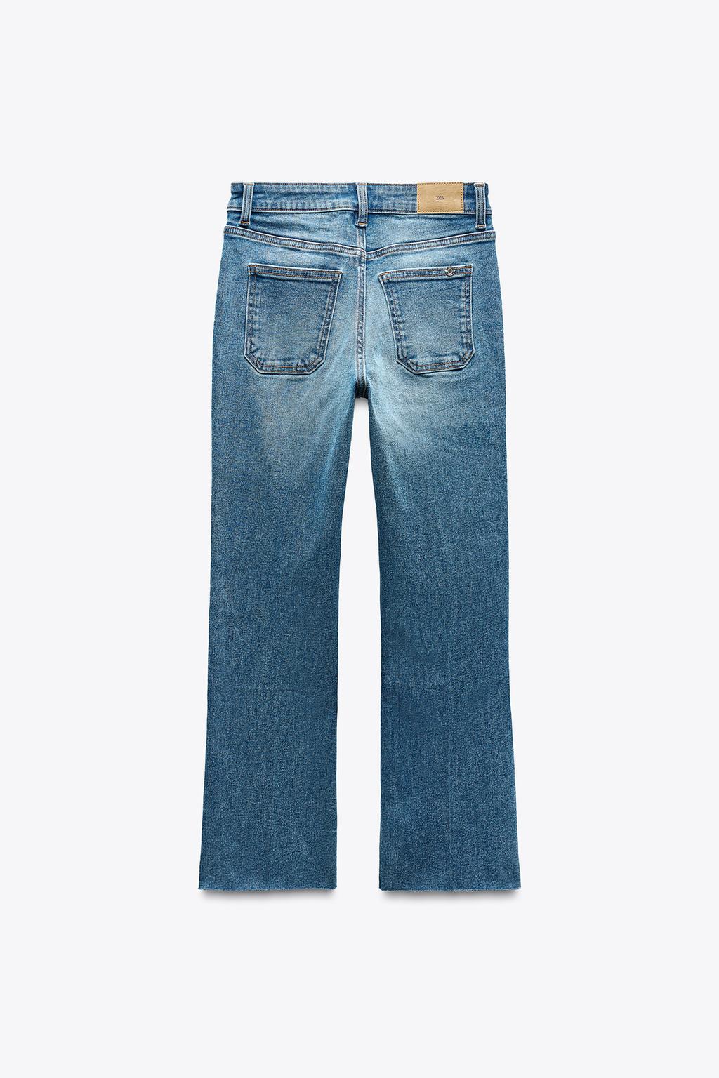 Thumbnail image for JEANS Z1975 MINI FLARE بخصر عالٍ