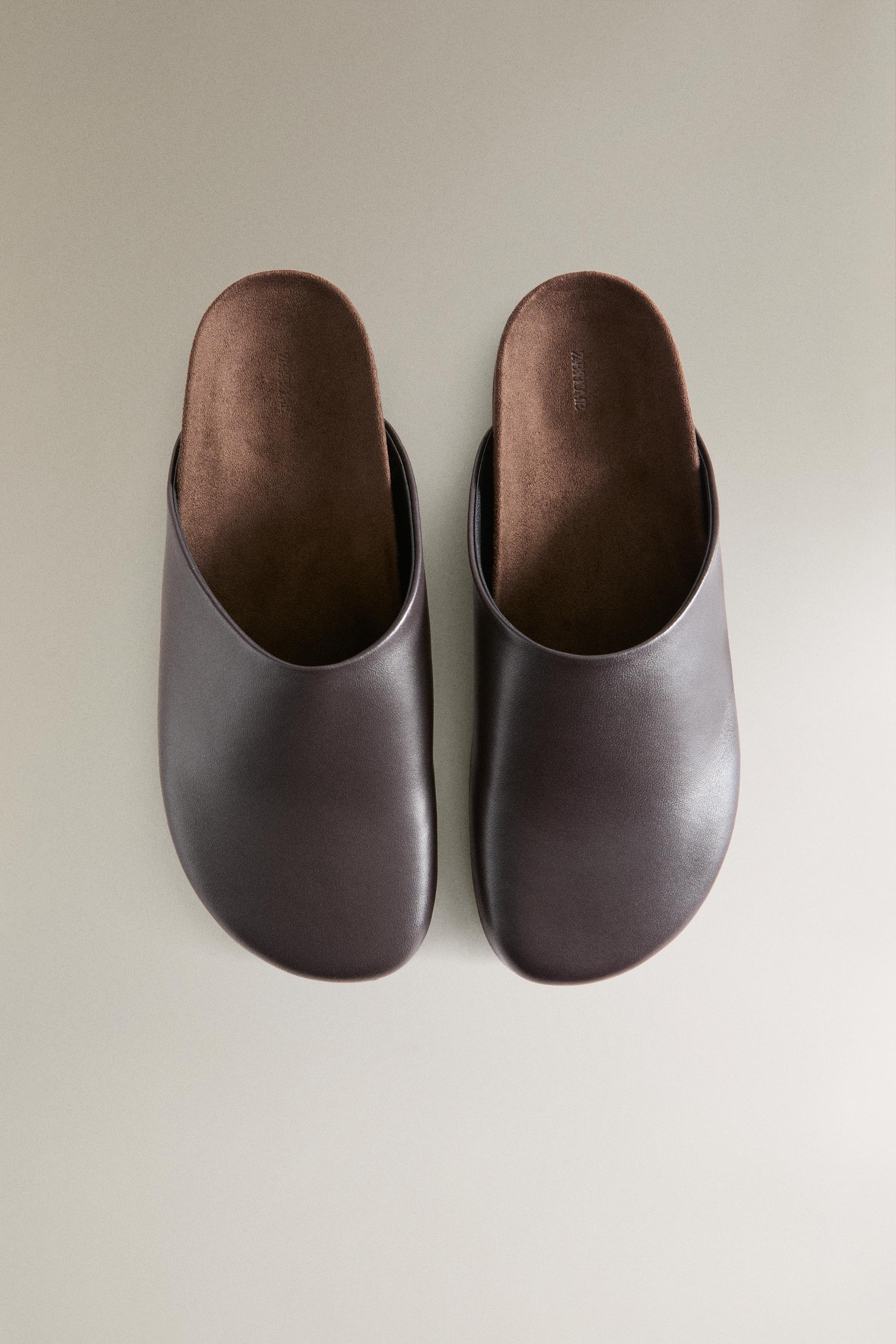 MINIMAL LEATHER CLOGS