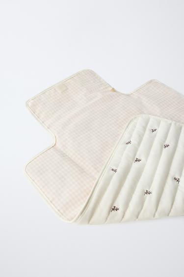 FLORAL CHANGING MAT - Ecru White by Zara - Image 3