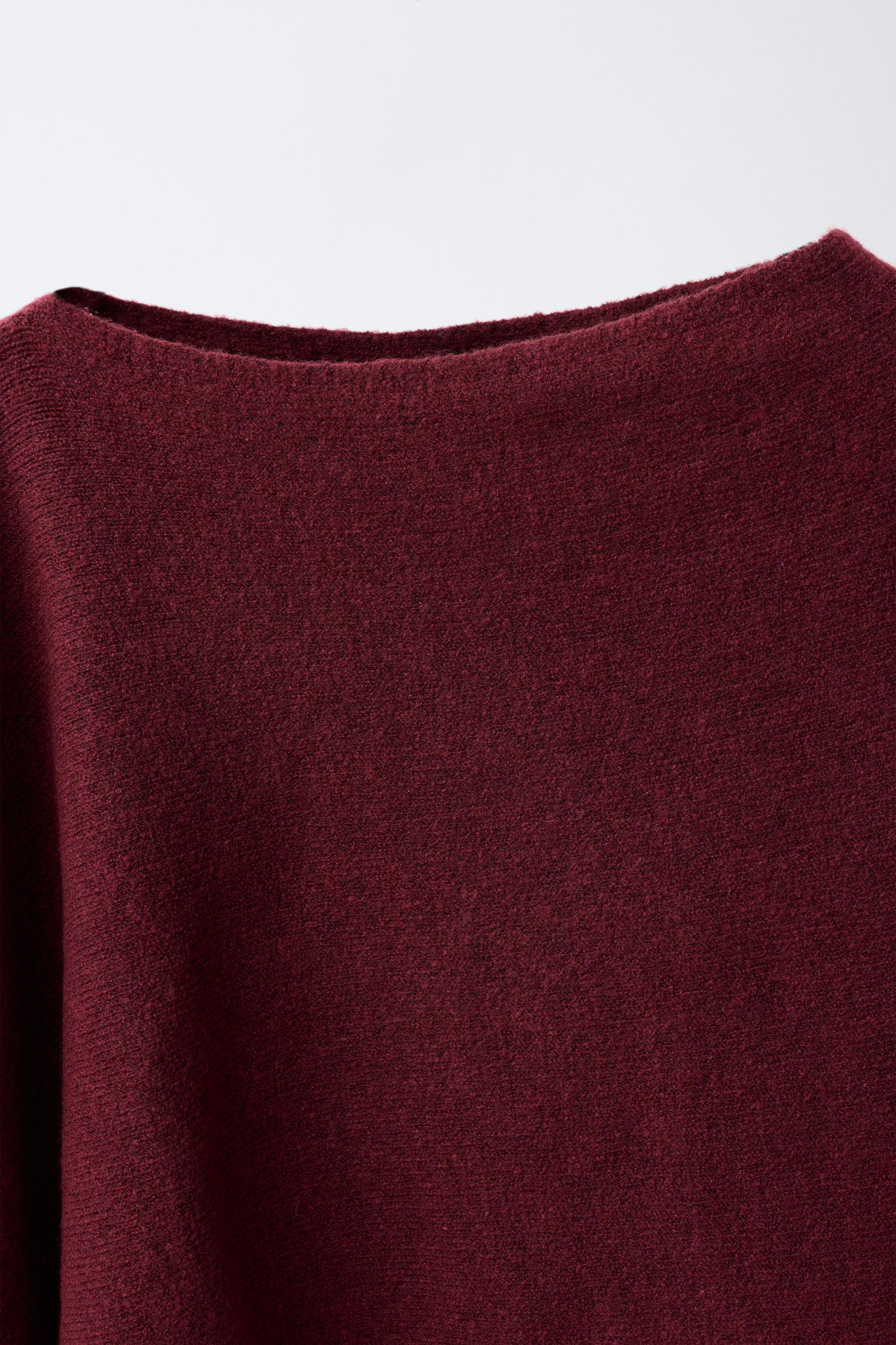 FINE-KNIT CAPELET