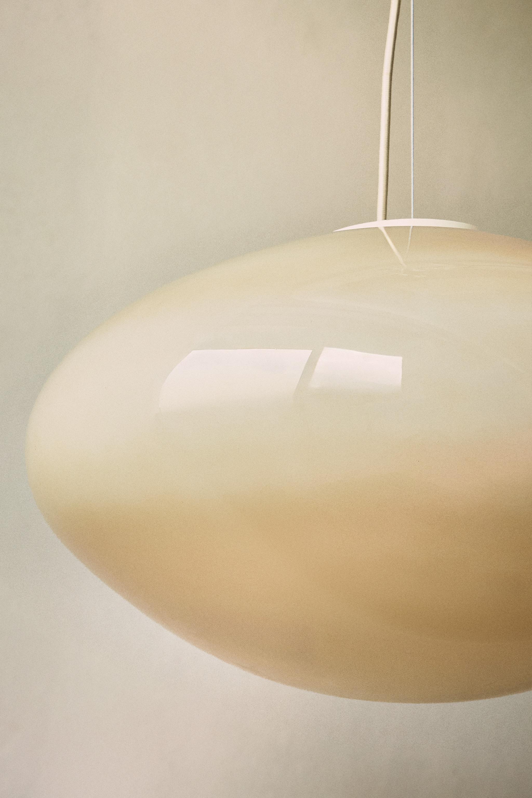 ROUNDED GLASS CEILING LAMP