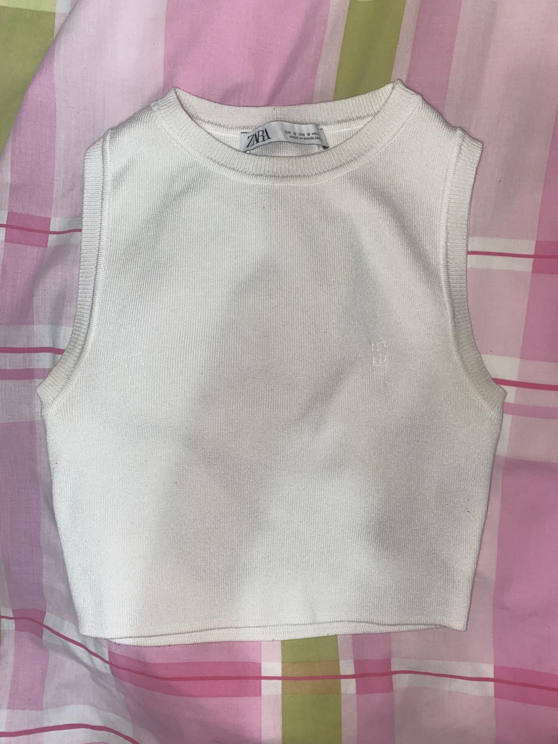 TEXTURED TANK TOP