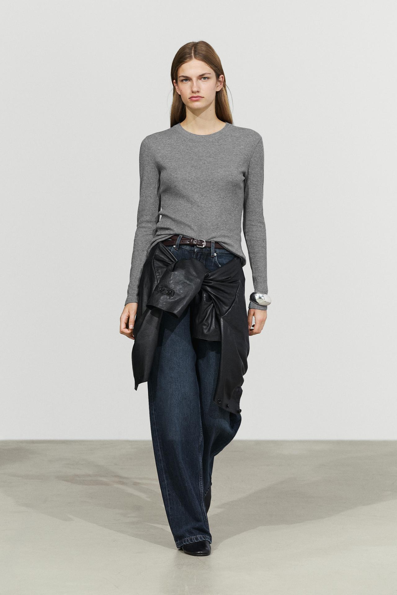 Cotton blend knit T-shirt — Light gray