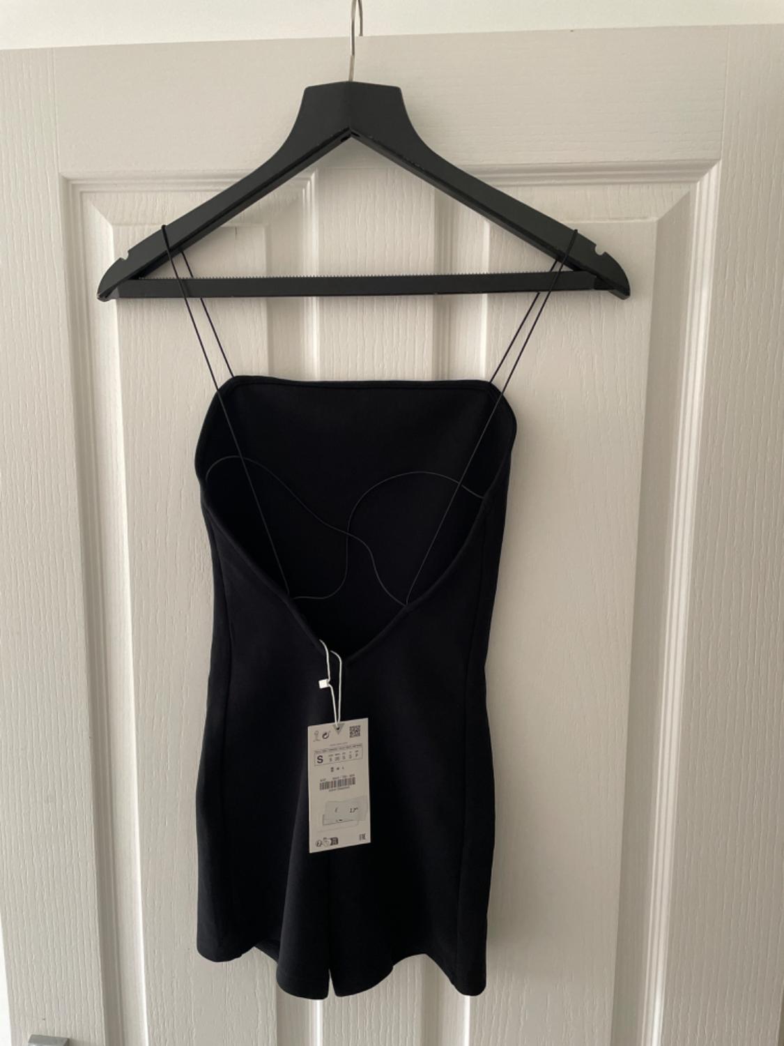 SHORT STRAPPY JUMPSUIT - Image 3