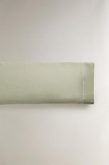 TAIE D’OREILLER SATIN FESTON (300 FILS) - Vert de Zara - Image 4