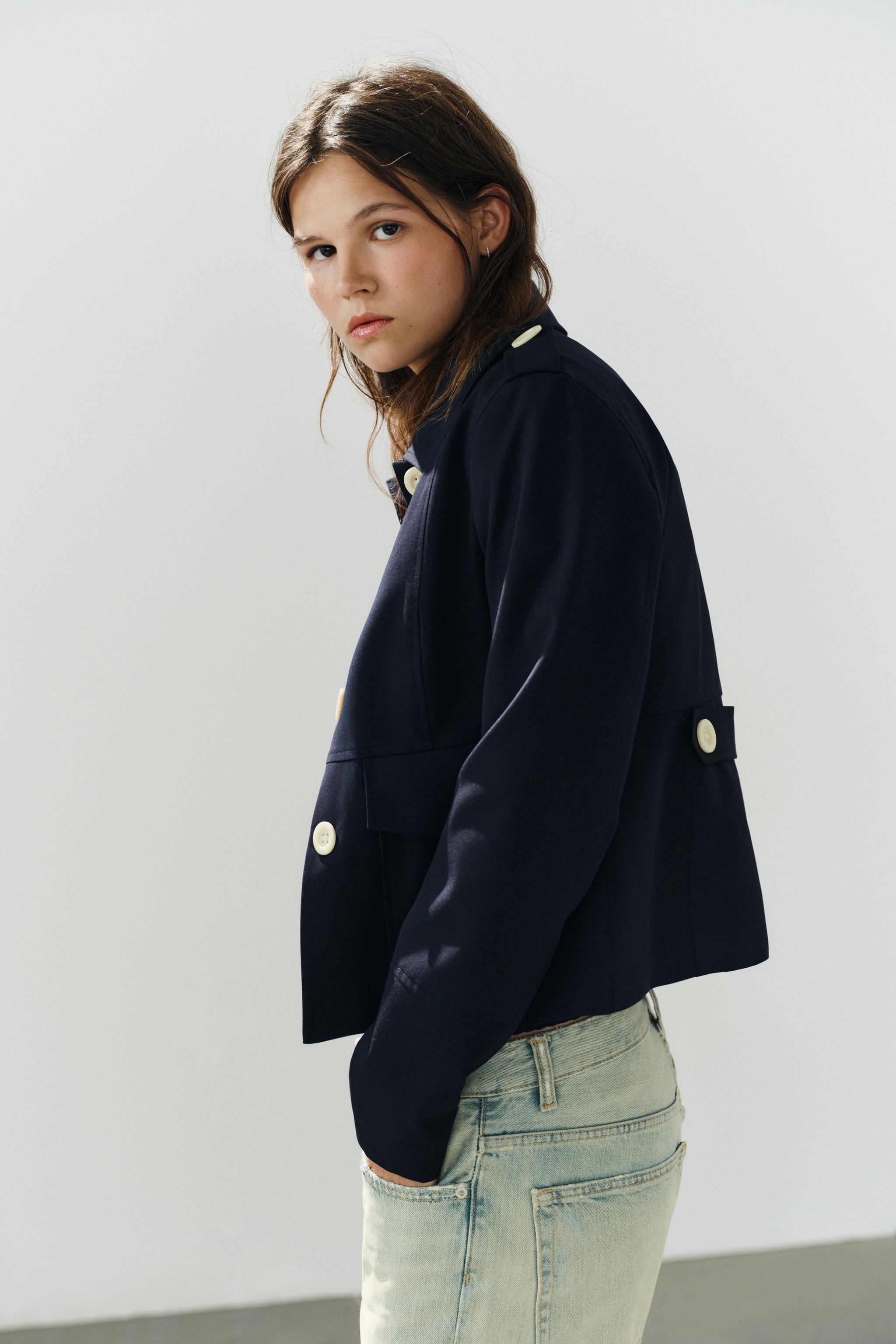 CONTRAST BUTTON POCKET BLAZER