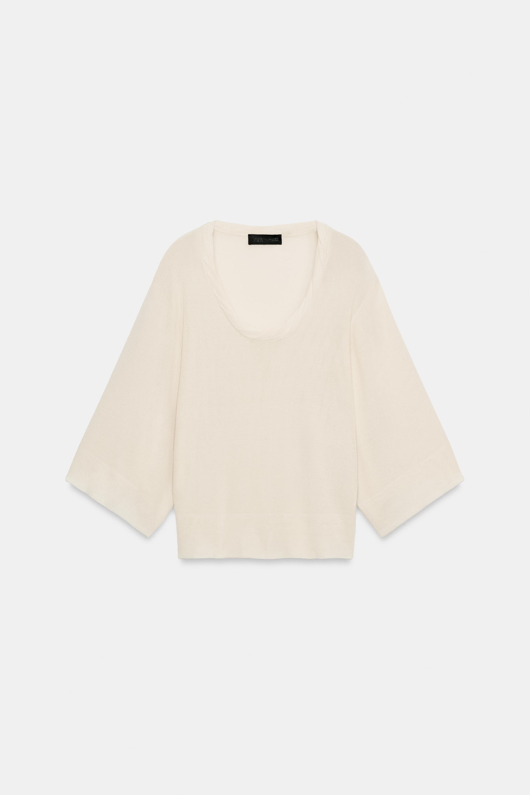 GATHERED ROUND NECK KNIT TOP