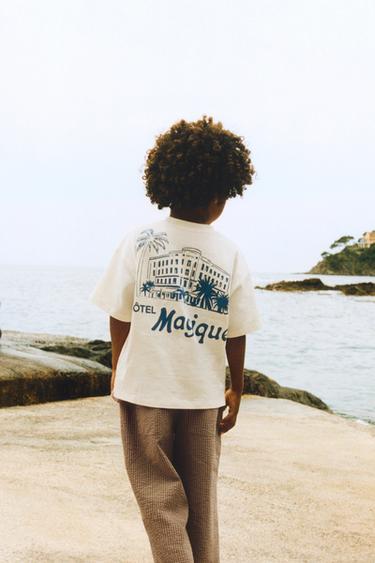 CAMISETA ESTAMPADA HÔTEL MAGIQUE © X ZARA - Crudo de Zara