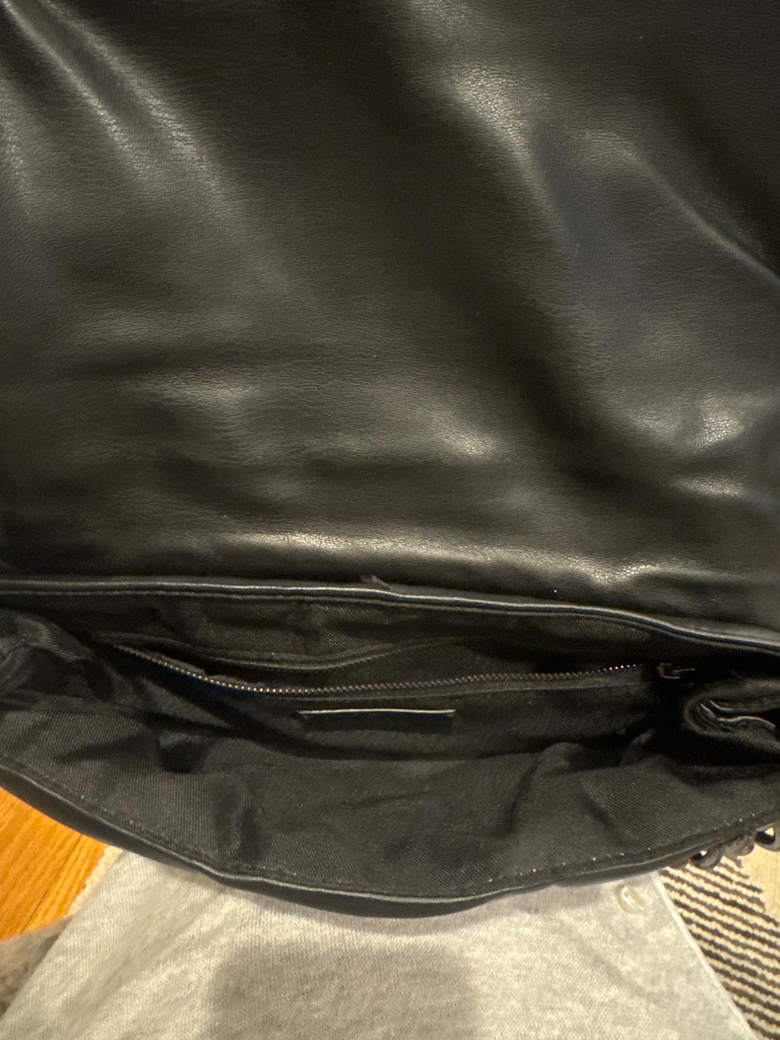 BLACK QUILTED LEATHER BAG WITH SILVER CHAIN - Image 5