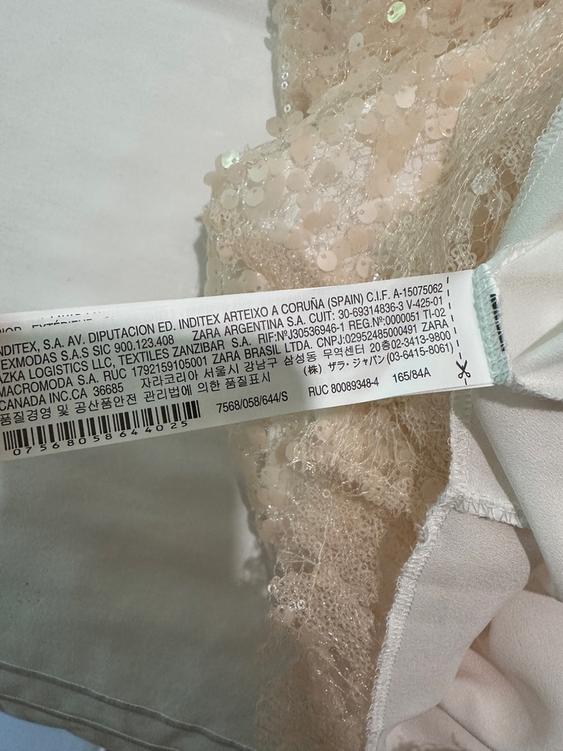 VESTIDO NUDE CORTO LENTEJUELAS VOLANTE HOMBRO - Image 2