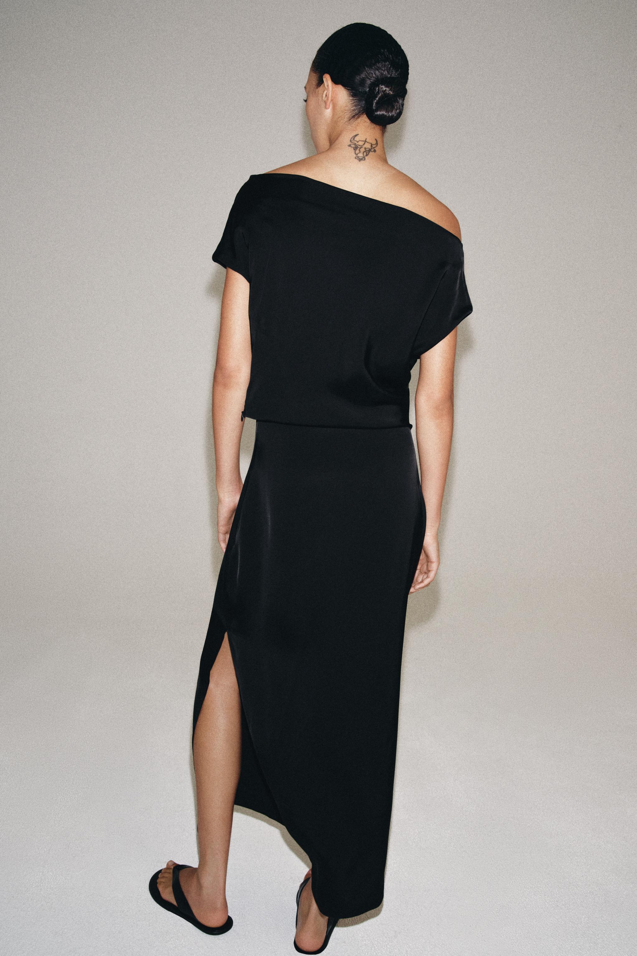 Женские платья Zara ZW COLLECTION ASYMMETRIC SATIN DRESS — фото 3