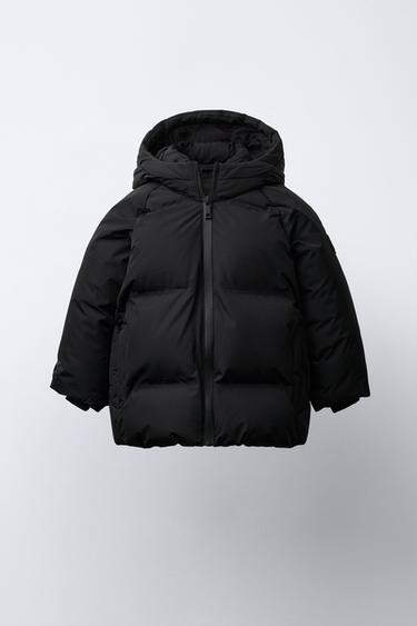 معطف مبطن بغطاء رأس مقاوم للماء - أسود الخاص بـ Zara