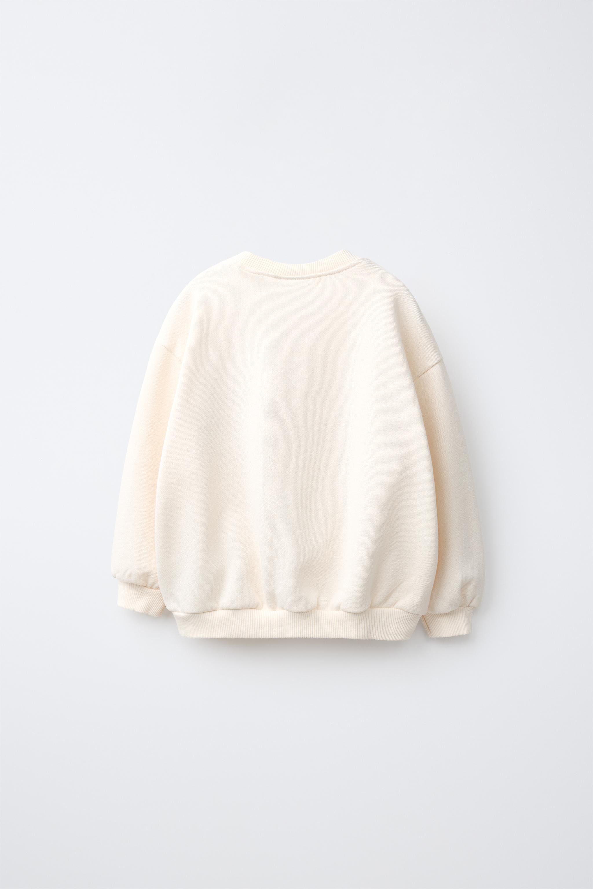 HEART POCKET SWEATSHIRT — Ecru